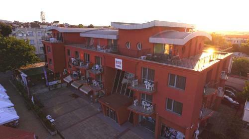 Aparthotel Red Hotel