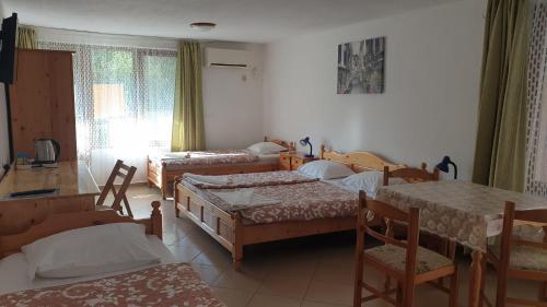Hostal Guesthouse Kostovi