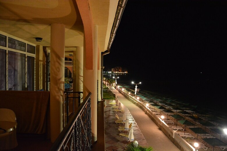 Menada Atrium Apartments