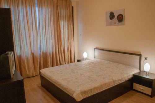 Hostal Edelvais Guest House