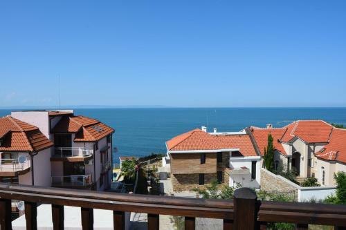 Paradise Bay Villas