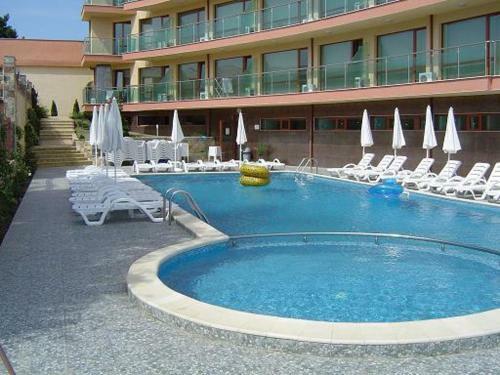 Sunny Bay Aparthotel