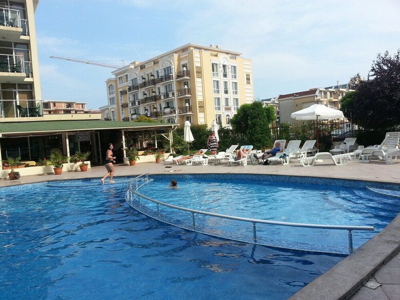 Menada Julia Apartments