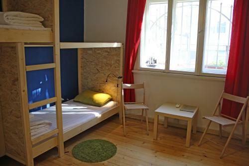 Hostal Best Rest Guest House
