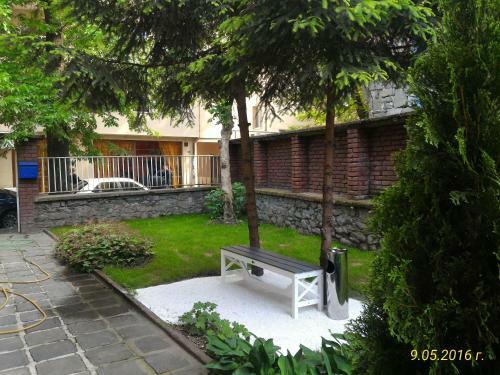 Hostal Best Rest Guest House