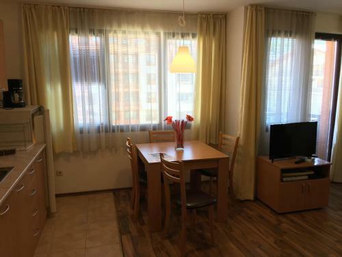 Ramada 2 Ski Apartment