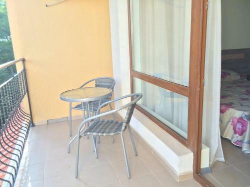 Solar Apartments In Diamond Bay