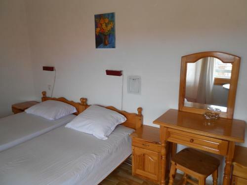Hostal Nelly Guest House