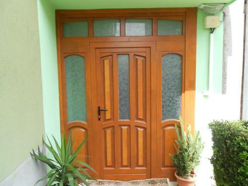 Hostal Nelly Guest House