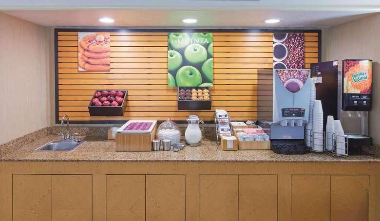 Hotel Baymont By Wyndham Lubbock - Downtown Civic Center
