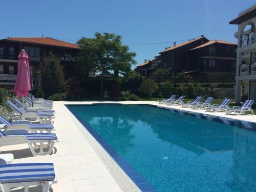 Apolonia Apartments