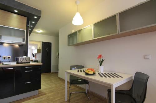 Apartamentos Stay Nexus Galaxy Center
