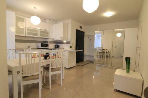 Apartamentos Stay Nexus Galaxy Center