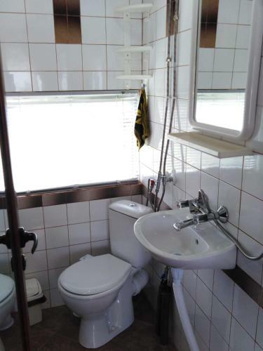 Hostal Teo's Guest House