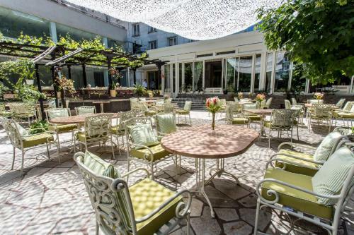 Dunav Plaza Hotel
