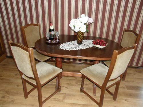Hostal Emona Guest House