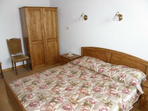 Hostal Emona Guest House