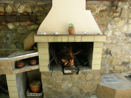 Hostal Emona Guest House