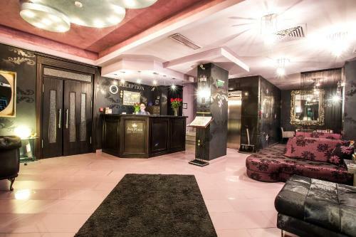 Best Western Art Plaza Hotel