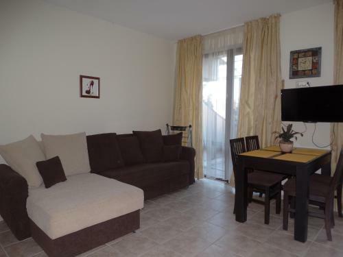 Aparthotel Chateau Del Marina Apart Complex