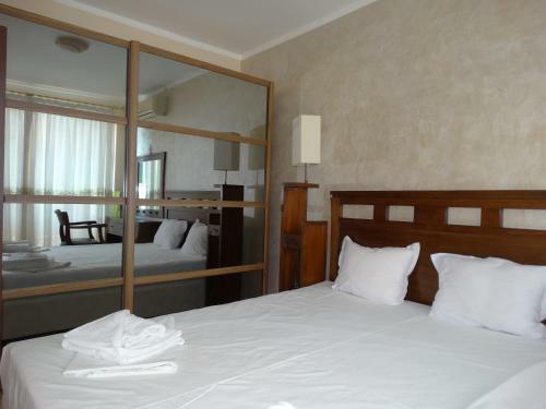 Aparthotel Chateau Del Marina Apart Complex