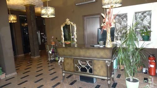 Aparthotel Chateau Del Marina Apart Complex