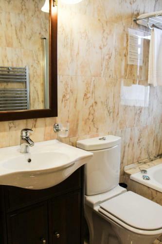 Hotel Mirador De Moriy�n