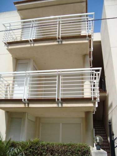 Apartamentos Cala Josep Orange Costa