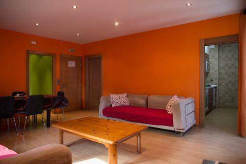 Aiestaenea Apartamentos Rurales