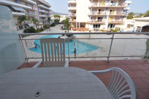 Rnet - Apartments Roses Port Canigo