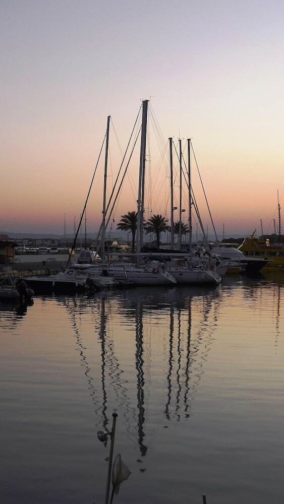 Rvhotels Apartamentos Villas Piscis