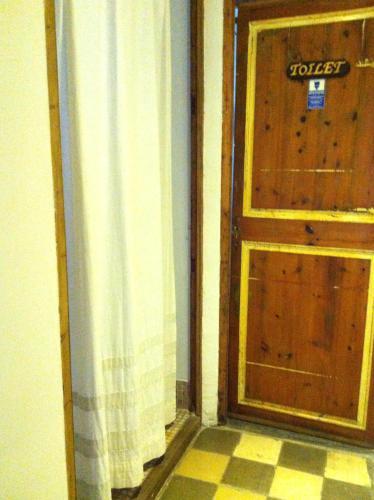 Hostal Casa De Hu�spedes Vara De Rey