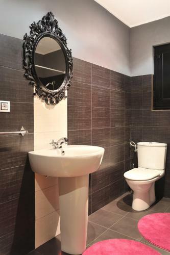 Apartamentos La Casona De La Roza