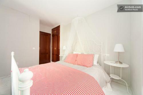 Apartamentos Pilatos King's Inn