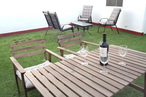 Apartamentos Pilatos King's Inn
