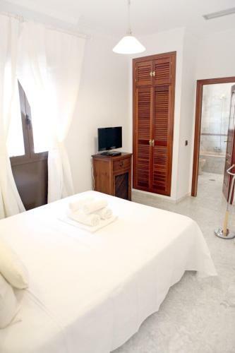Apartamentos Pilatos King's Inn