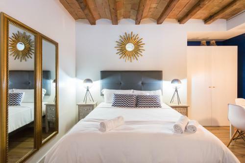 Apartamento En Ferran By The Streets
