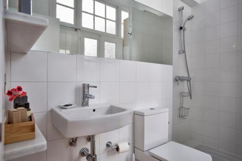 Stylish Old Town Apartment