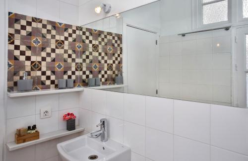 Stylish Old Town Apartment