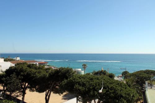 Ca�os Costa Apartments