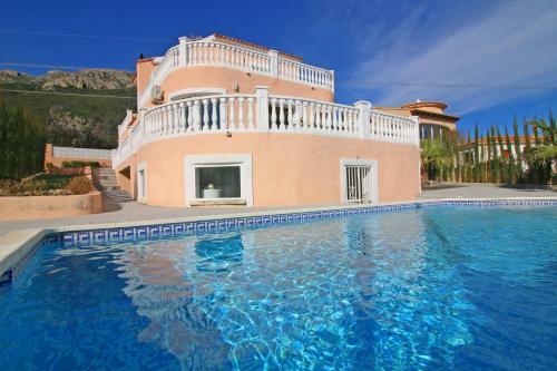Holiday Villa Estaci�n