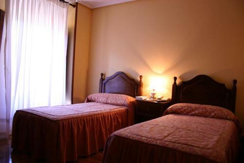 Hostal Hosteria Pe�a Sagra