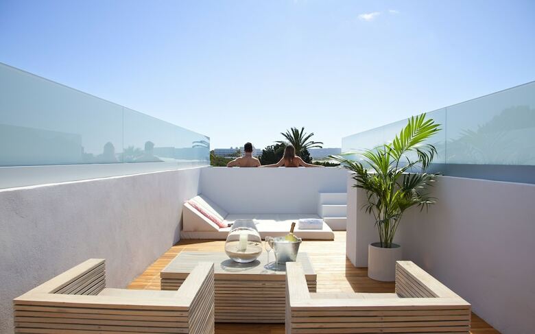 Gecko Hotel & Beach Club