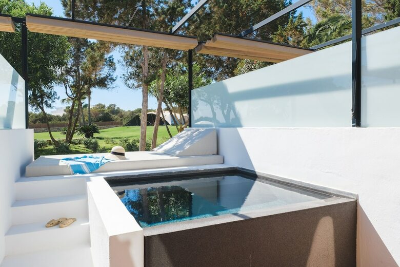 Gecko Hotel & Beach Club