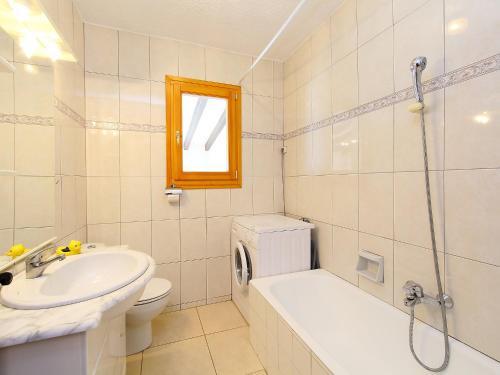 Holiday Home Marina 300