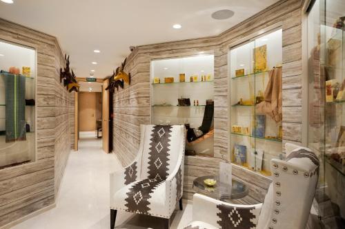 Hotel El Lodge, Ski & Spa