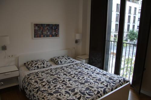 Apartamentos Hiedra Y Tapiner�a Mercado Central