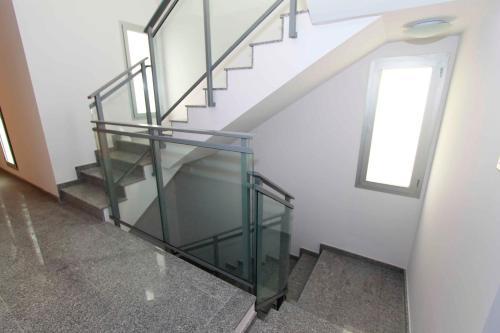 Apartamentos Hiedra Y Tapiner�a Mercado Central