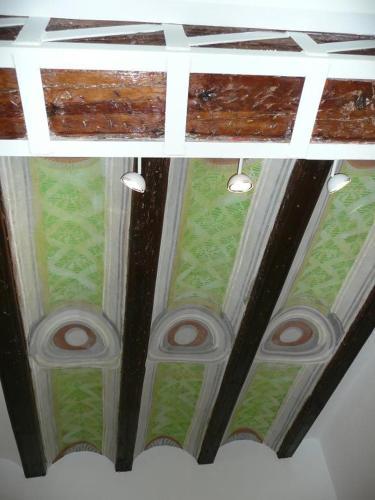 Apartamentos Hiedra Y Tapiner�a Mercado Central