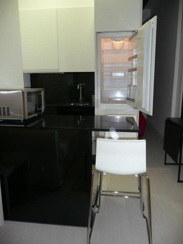 Apartamentos Hiedra Y Tapiner�a Mercado Central